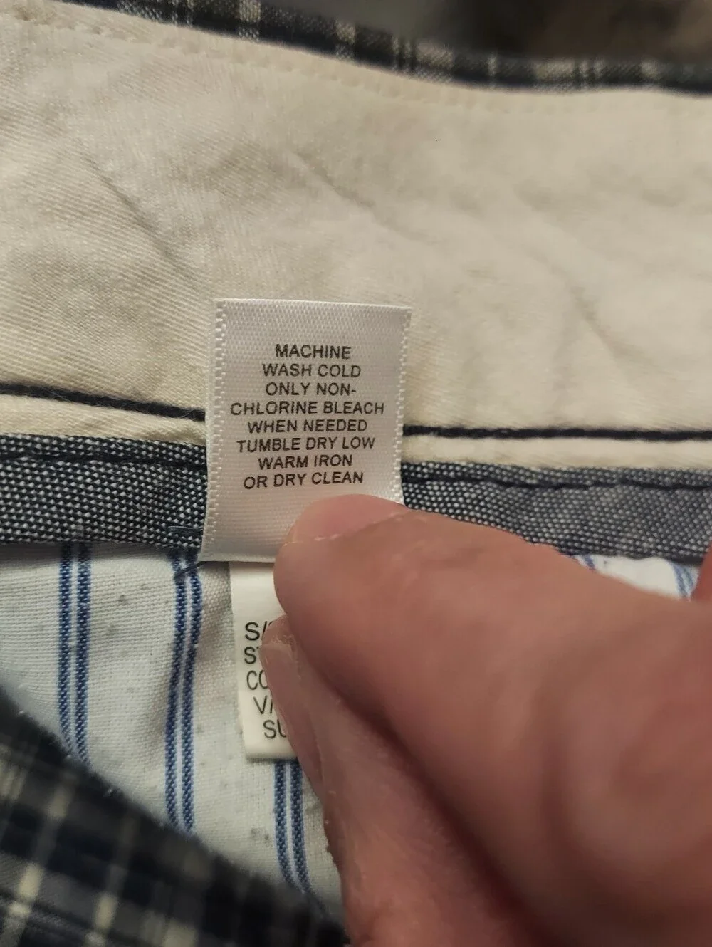 Banana Republic Plaid Flat Front Shorts Men’s Size 32 Blue Gray Casual Preppy